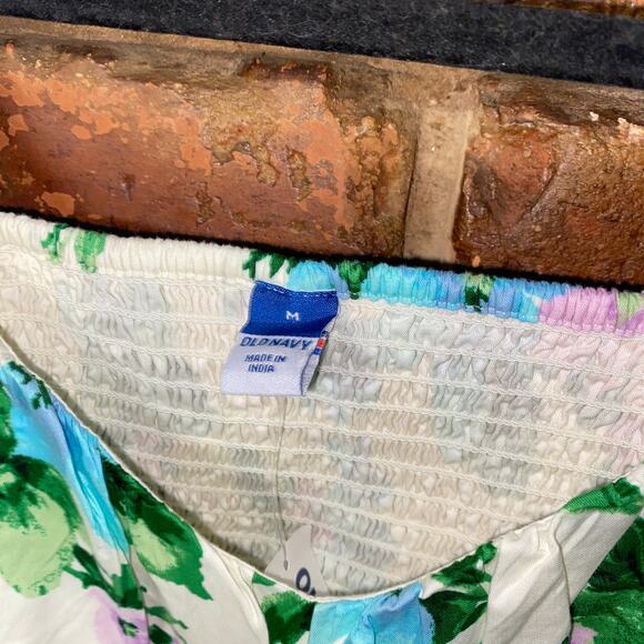 NWT Old Navy Pastel Floral Short Sleeve Smocked Mini Swing Dress Size Medium - Picture 5 of 9